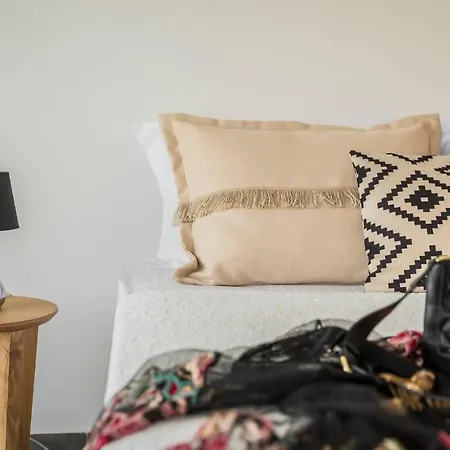 Apartment Malibu Suites &