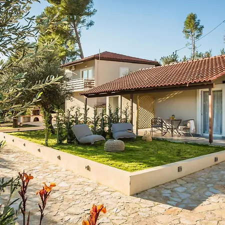 Malibu Suites & Apartment *