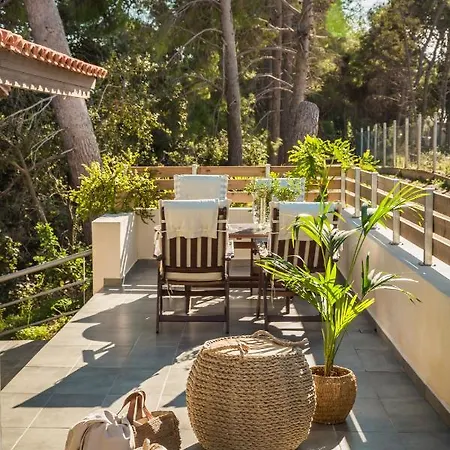 Malibu Suites & Apartment *
