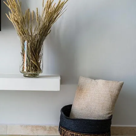 Apartment Malibu Suites &